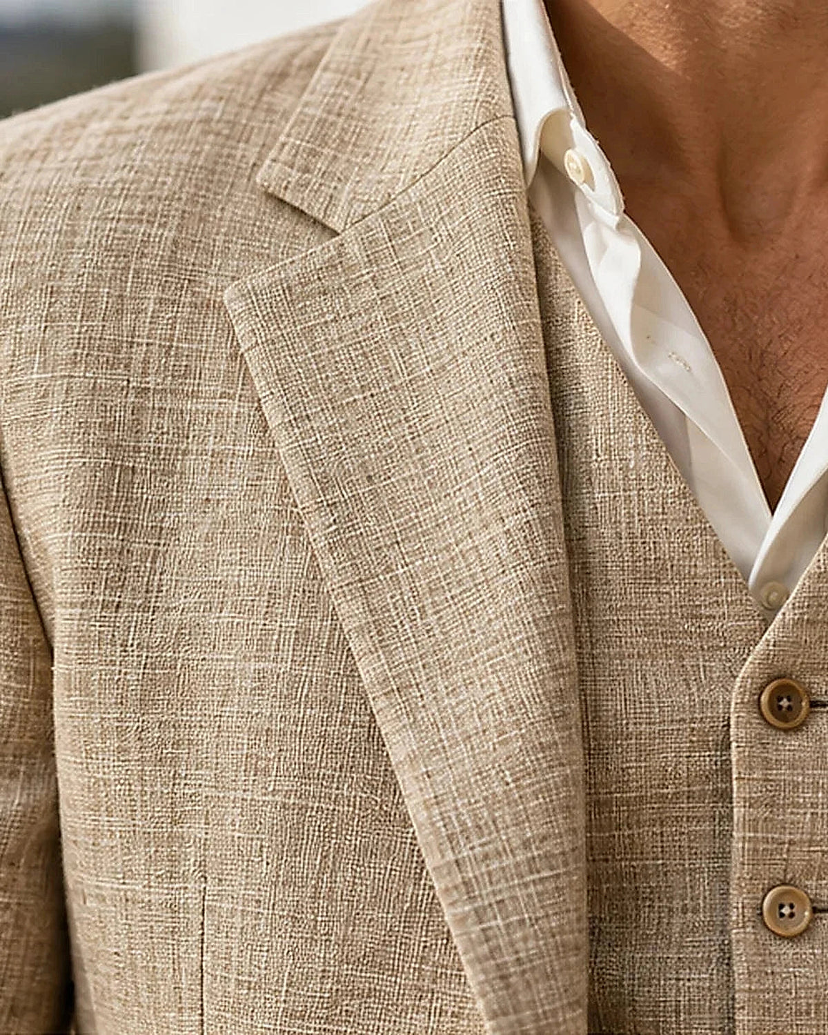 DFCOLOR::Sand::Sand Linen-Look Cotton Three-Piece Suit fabric and tailoring detail