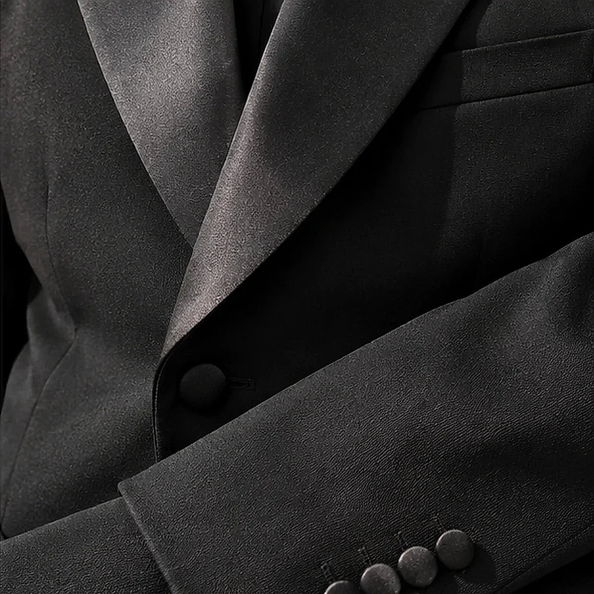 DFCOLOR::Black::Black Cropped Dinner Jacket with Satin Lapels — detail view